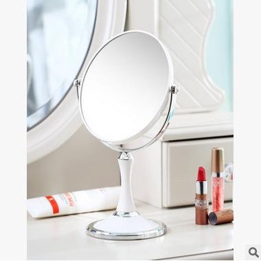 Desktop makeup mirror Europe type double toilet glass mirror portable marry the princess three times the hd zoom lens white pink